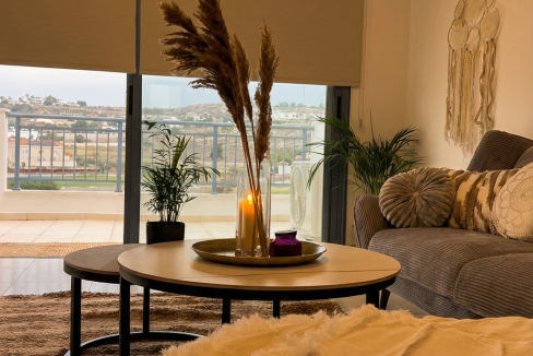 ab6f4fa7-ceab-41b6-8317-dd5b046195df